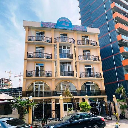 Hotel Eurasia バトゥーミ エクステリア 写真