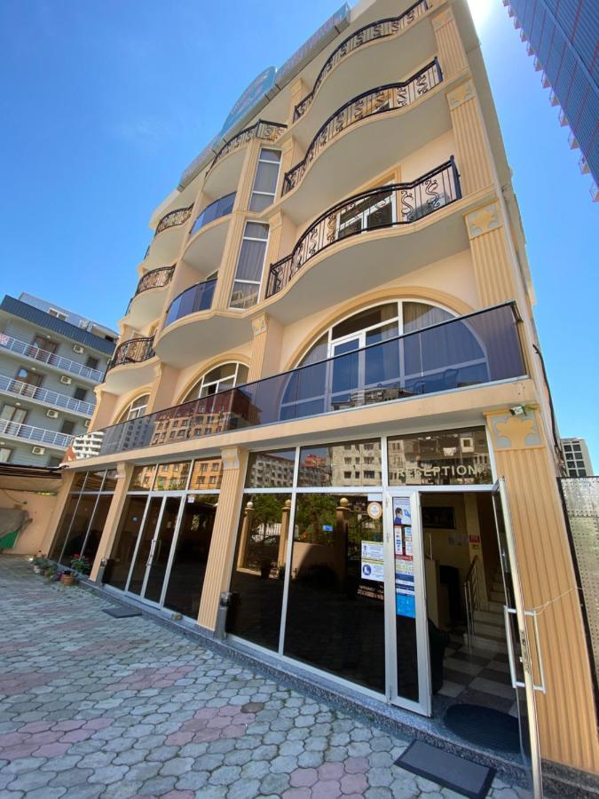 Hotel Eurasia バトゥーミ エクステリア 写真
