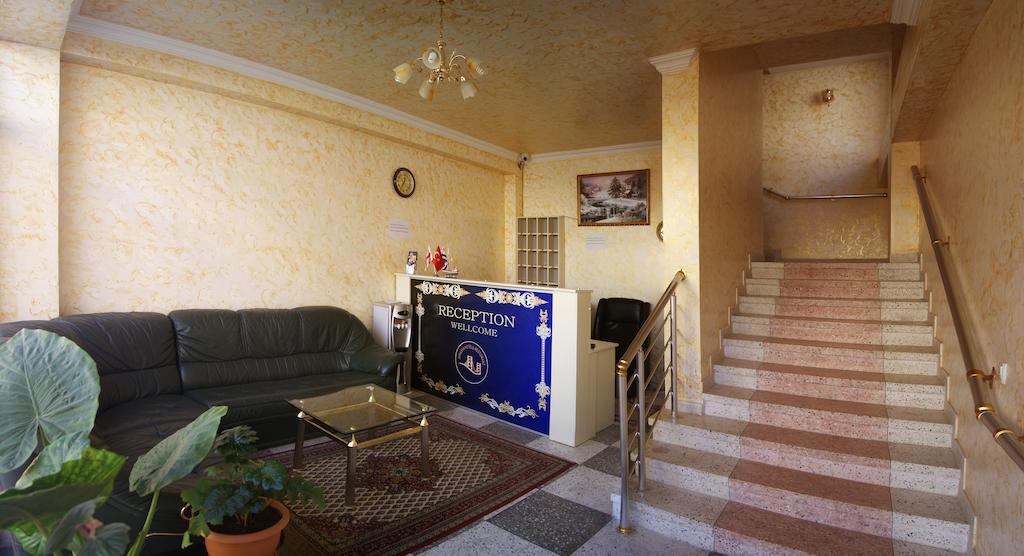 Hotel Eurasia バトゥーミ エクステリア 写真